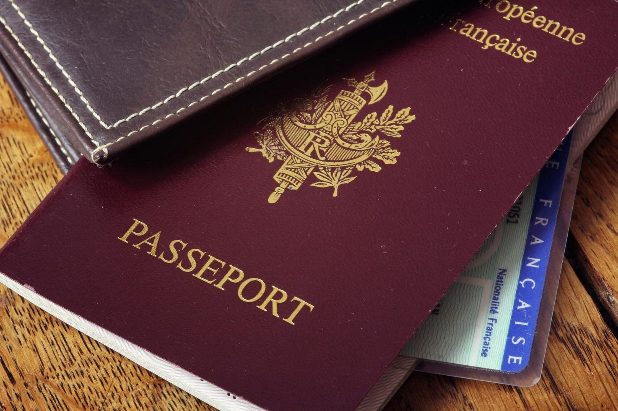 Passeport et pièce d'identité